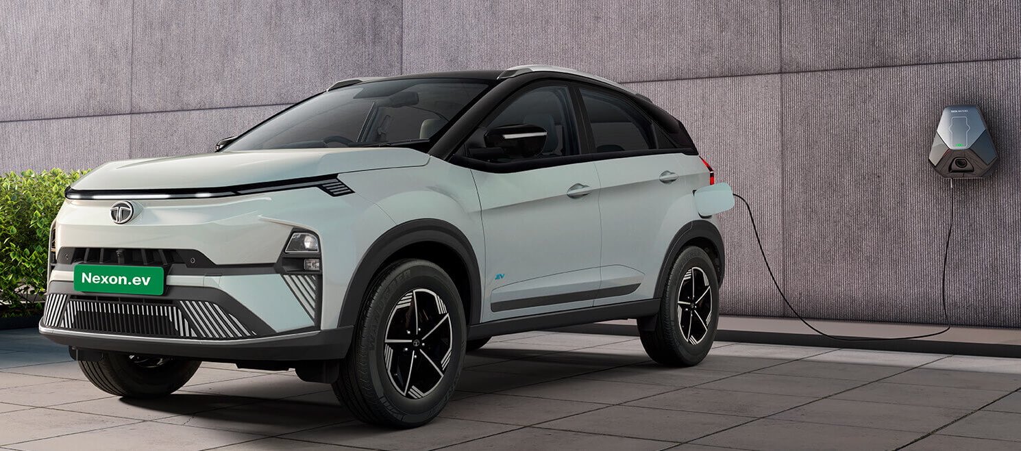2023 Tata Nexon.ev Unveiled in…