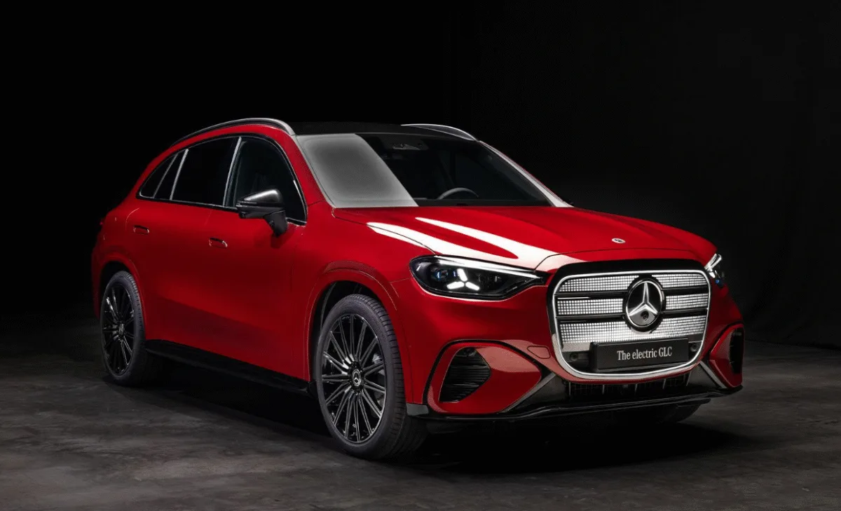 2025 Mercedes GLC EV revealed