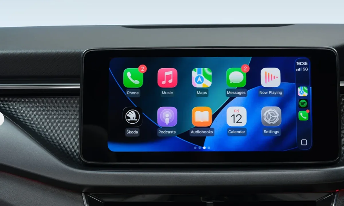 Skoda Kushaq Facelift comes with a new 10.25-inch digital driver display and a 10.1-inch touchscreen infotainment system.