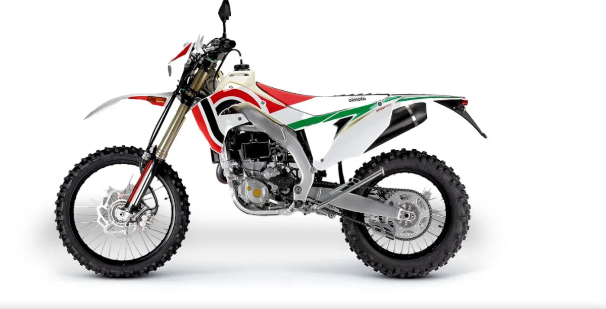 Bimota BX450 equipped with 450cc engine 