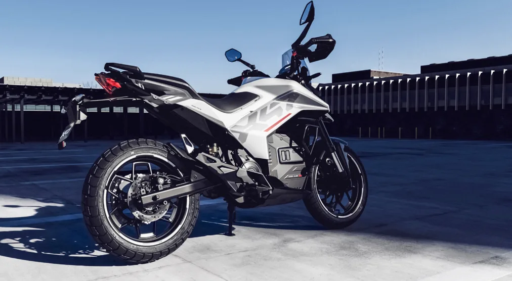 Ultraviolette X-47: Aerodynamic Styling and Urban Crossover Design