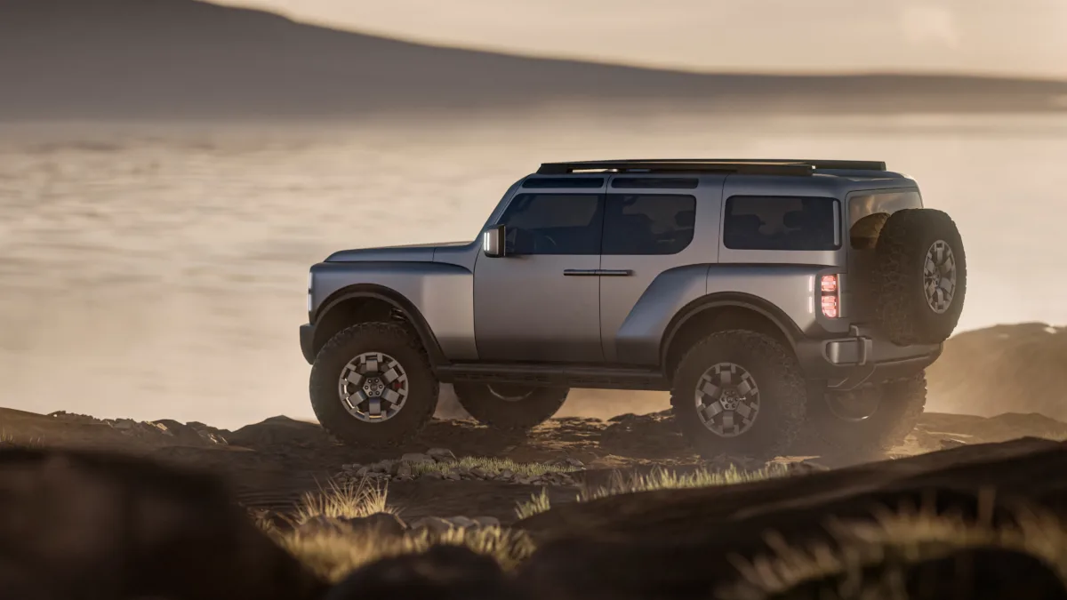 Boulder adopts a more adventure-focused appearance that hints at serious off-road capabilities.