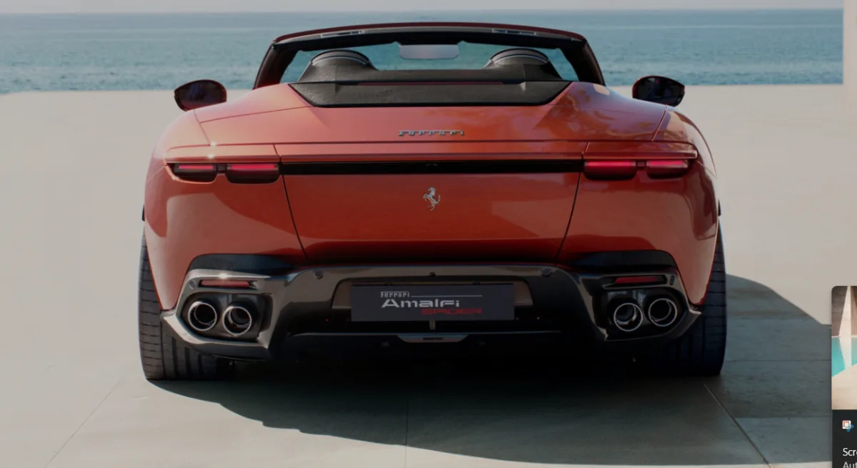 Ferrari Amalfi Spider looks very similar to its coupe model