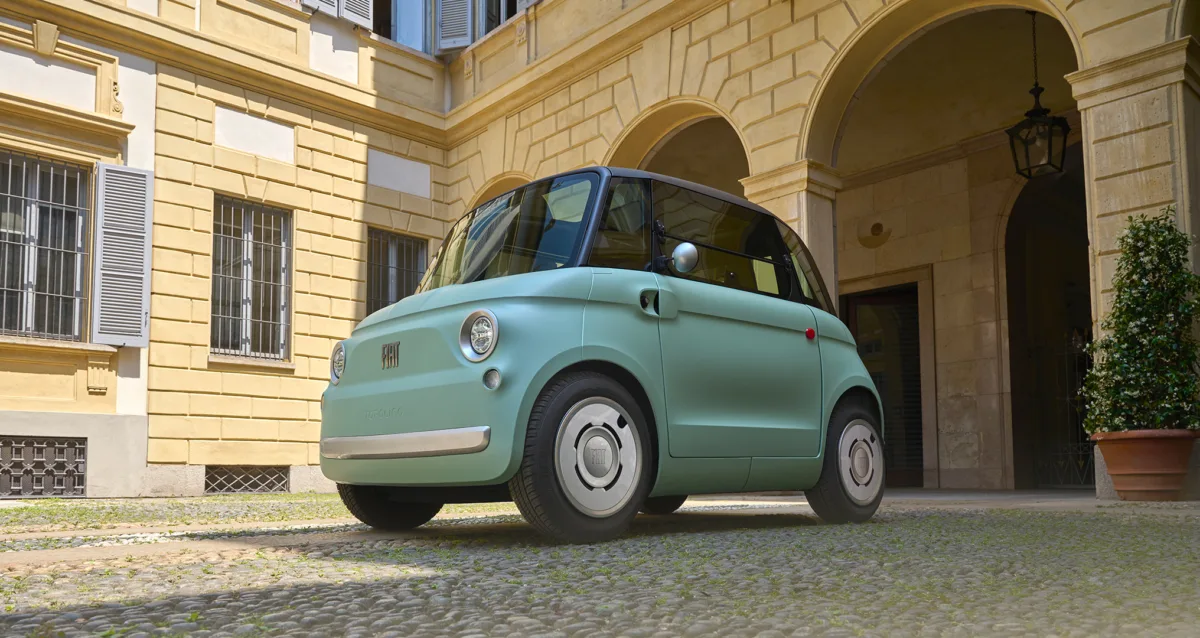 Fiat Topolino has 5.4 kWh lithium-ion battery linked to an 8-horsepower electric motor.