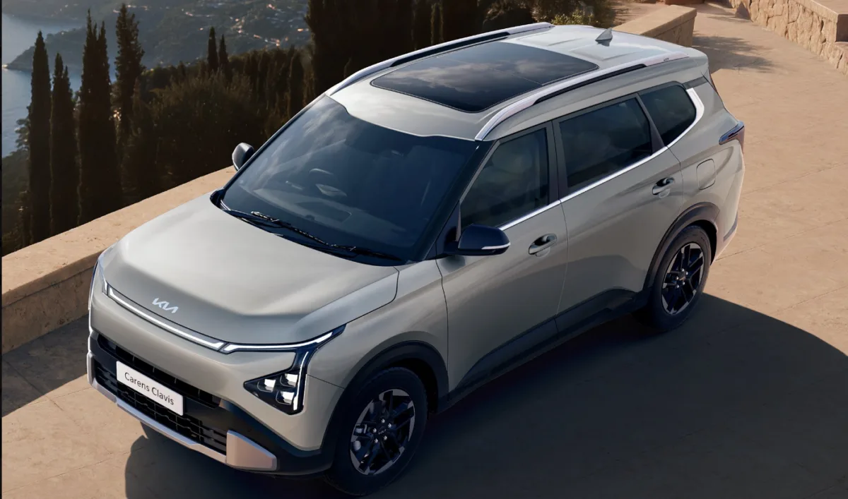Kia Launches Carens CNG and Clavis CNG in India