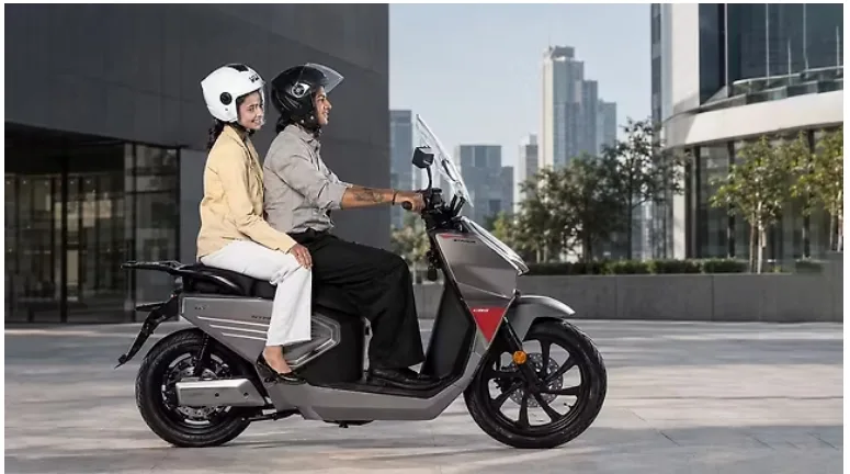 VLF Strada Electric Scooter Launched at Rs. 1.20 Lakh