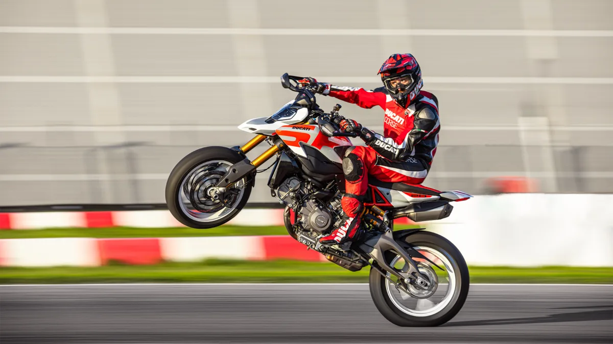 Ducati Hypermotard V2